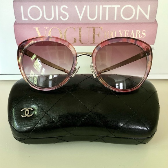 Chanel Pink/Purple Printed Cat Eye Sunglasses - Picture 1 of 15